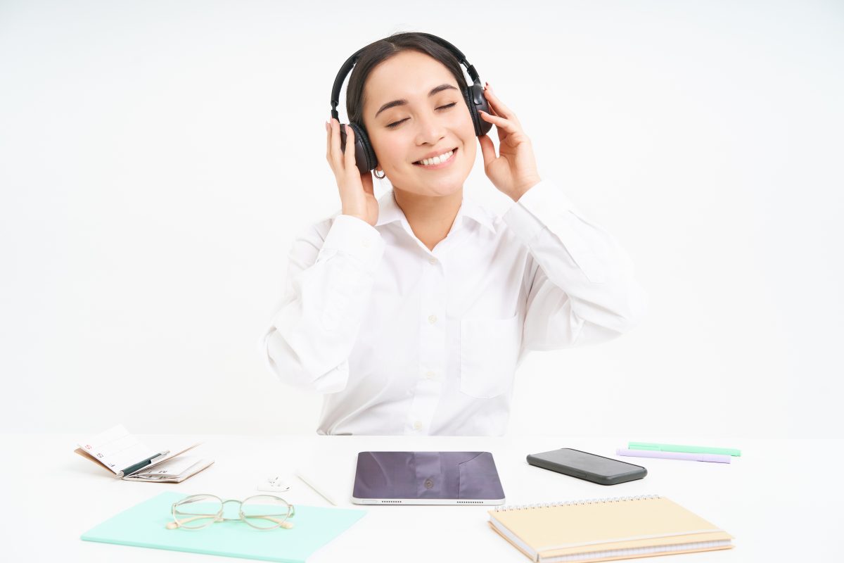 The Ultimate TESOL Guide: Giảng Dạy Kỹ Năng Nghe Hiểu